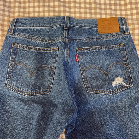 Levi Wedgie. Size 28. - Picture 6 of 6